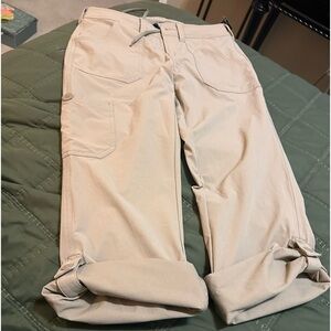 The North Face Women’s Beige Roll-Tab Convertible Beige Cotton Pants Size 6